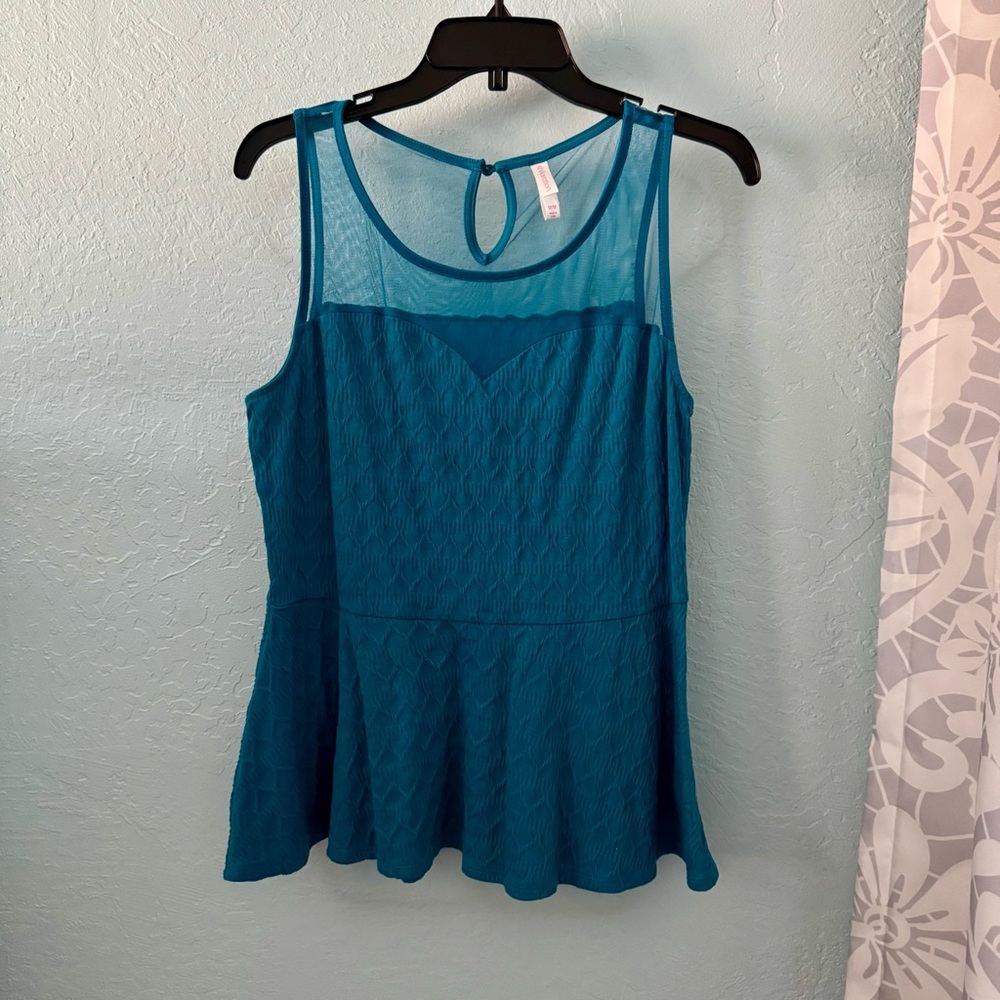 Xhilaration Teal Mesh Peplum Sleeveless Top Size Medium